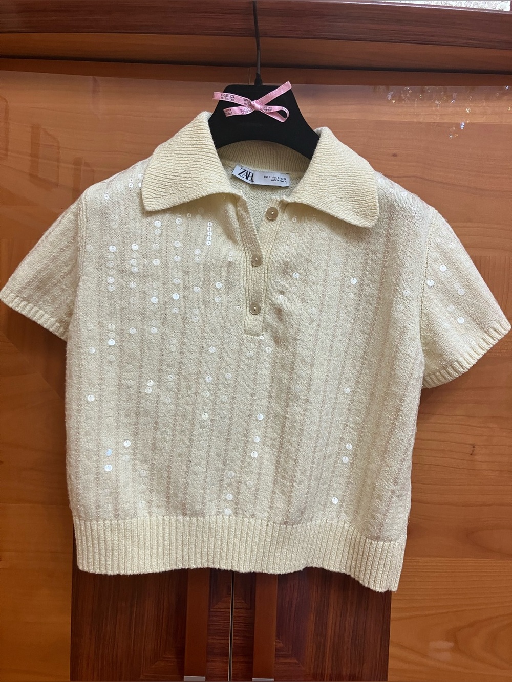 Zara Brand New pale yellow short-sleeve sequin ribbed knit polo top